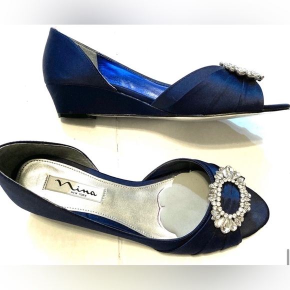 Nina New York kitten heels. Size 7.5. Like new! No flaws! - Picture 4 of 6